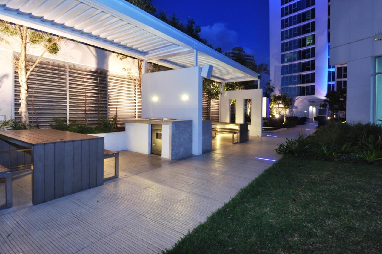 Orchid Residences - Hr Surfers Paradise Guldkusten Exteriör bild